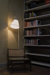 How to Create a Cozy and Inviting Reading Nook at Home